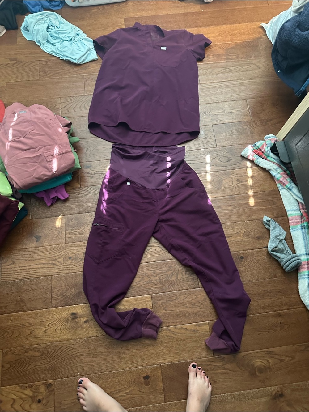 Figs Women's Scrub Set in Plum